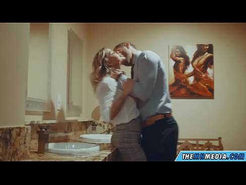 ❤️ Kad te prsata plavuša zavede u javnom toaletu ❤❌ Analni video na bs.fulldesisex.ru ❌️❤